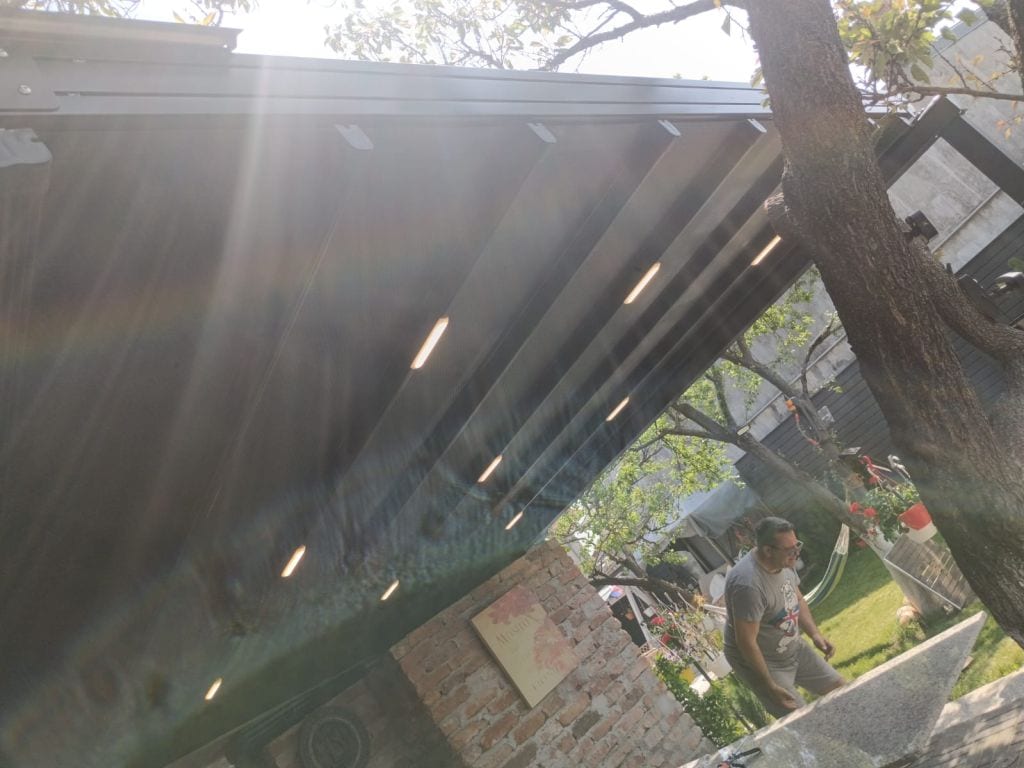 Pergole Retractabile Cu Telecomanda